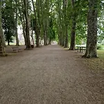 Les Rives D 'espalion بيت للعطل اسباليون